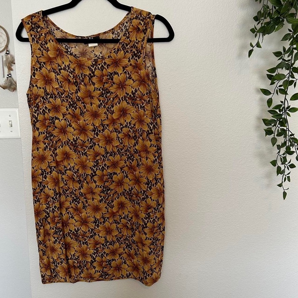 beautiful print dress/top❤️❤️

✨condition-no flaws 
✨size -10
